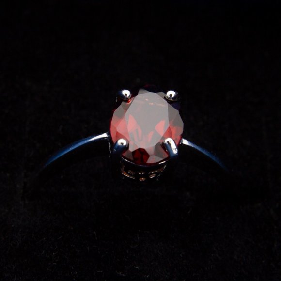 Genuine Garnet Sterling Silver Ring - Picture 3 of 4